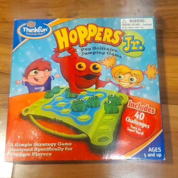 think fun Toys Think Fun Hoppers Jr Peg Solitaire Jumping Game 5